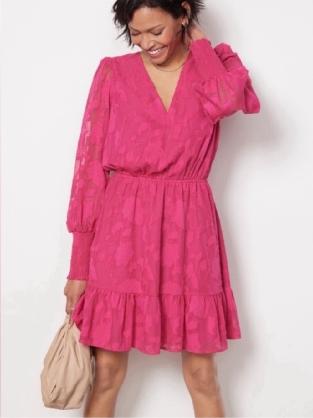 Evereve Hot Pink Boho Floral Smocked Cuffs Dress Sheer Sleeve Ruffle Hem Size XS